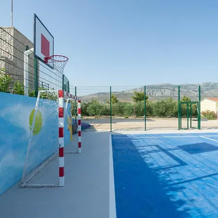 Cozy In With Kitchen Apartament *