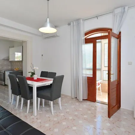 Stunning In Apartament Split